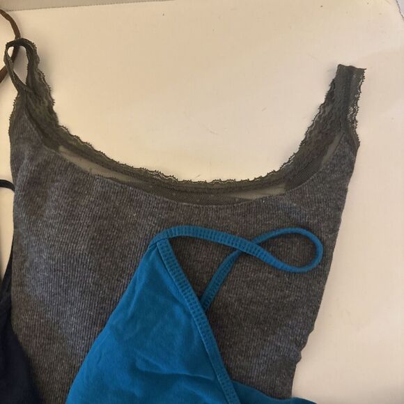 Lot of 4 Tank Tops Mix Brands Colors Pullover Layering Large Y2K Spaghetti Strap - Picture 2 of 16